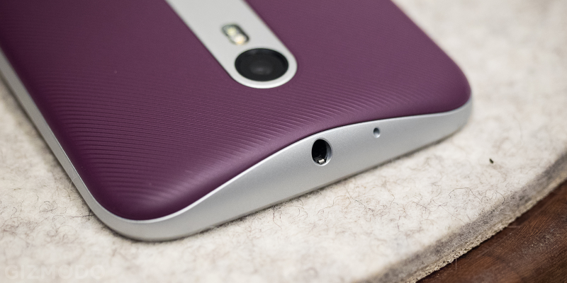 Illustration for article titled Moto G Review: A Great Phone Doesn't Have to Cost a Buttload